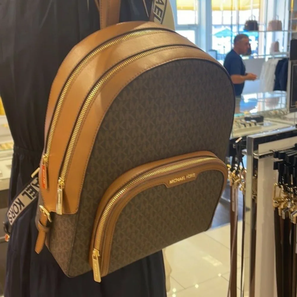 Michael Kors Jaycee Large Zip Pocket Backpack Brown - Picture 3 of 16